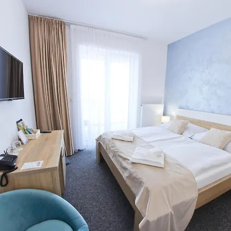 Pristav Hotel 3*