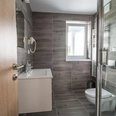 Pristav Hotel 3*