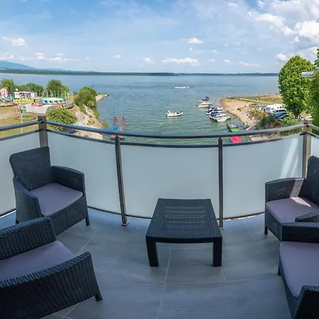 Pristav Otel Trstená