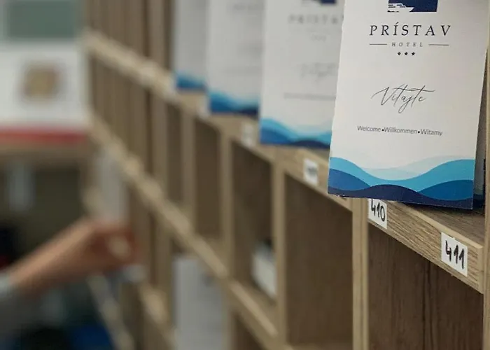 Pristav Трстена